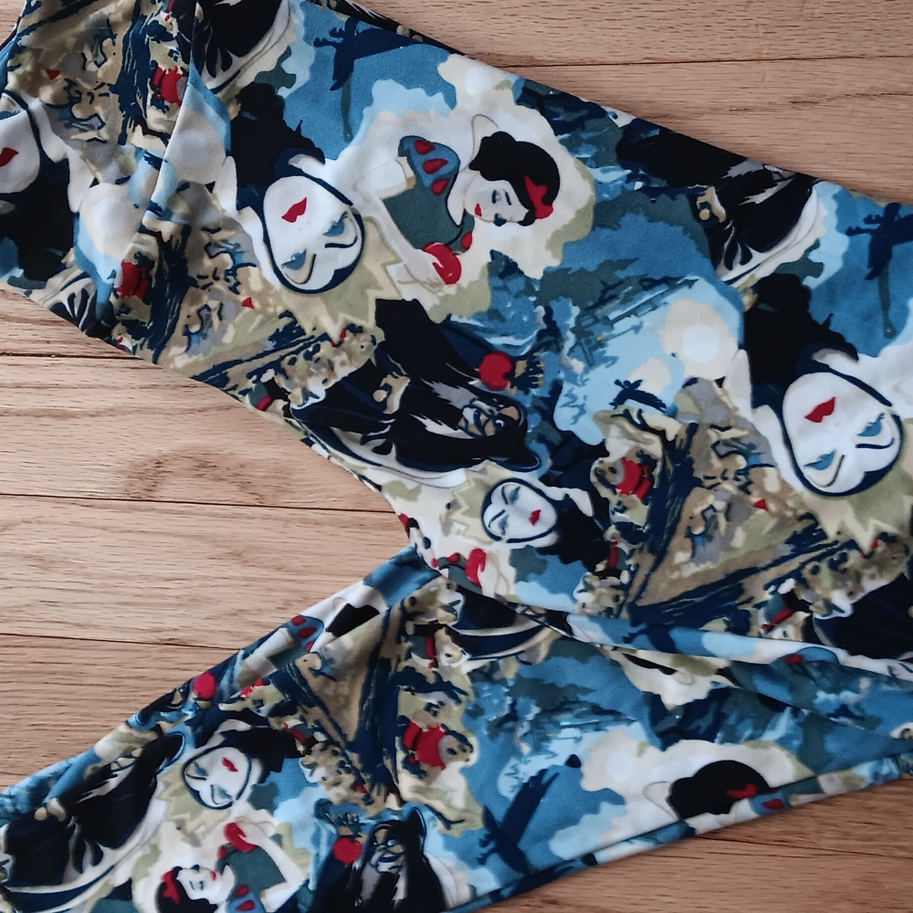 Disney Snow White Themed Leggings Lularoe Girls One Size Med/ Large